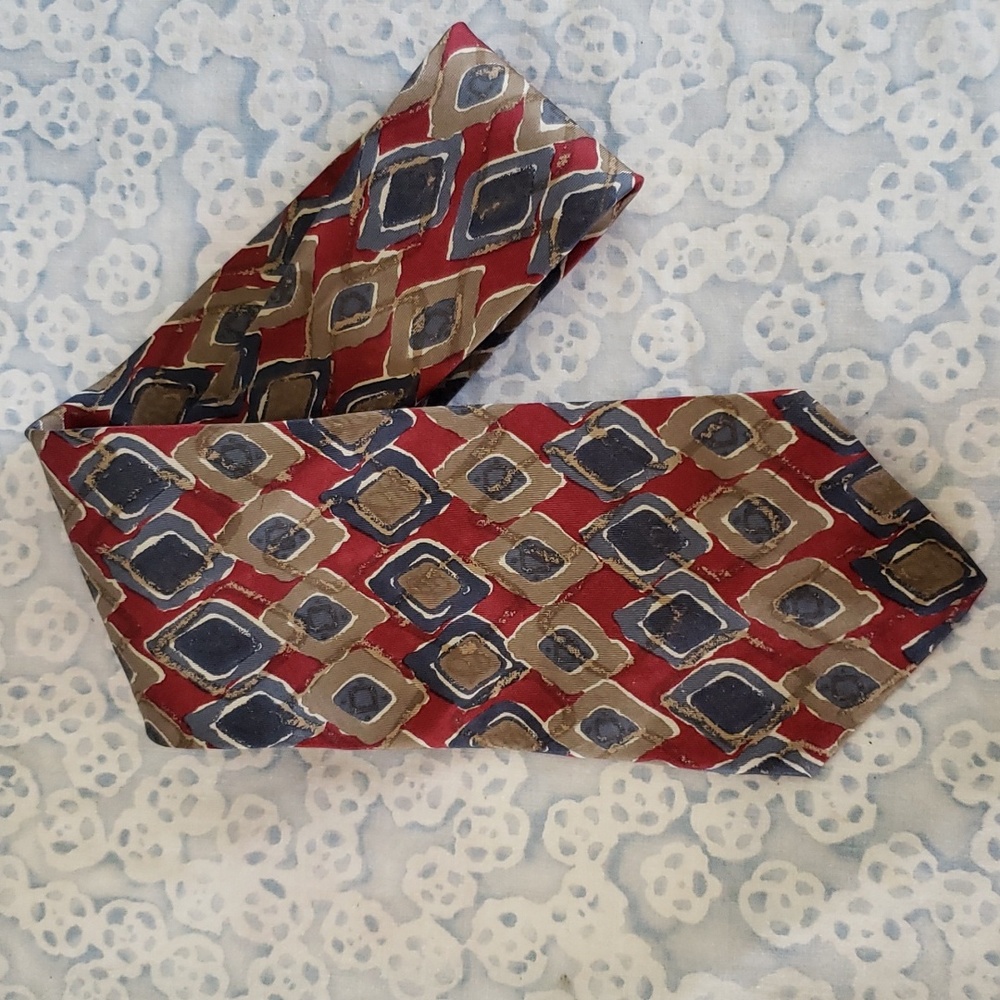 BG&C Tie Diamond Pattern Square Pattern Diamond Design Square Design Silk Tie